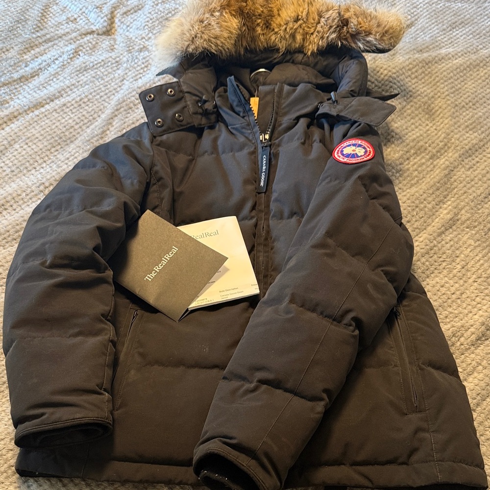 Canada goose fur trimmed parka with receipt Large